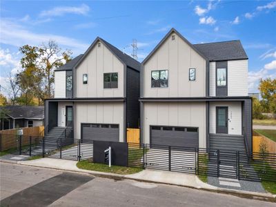 New construction Single-Family house 1423 E 36Th St, Houston, TX 77022 - image