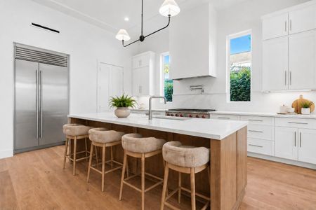 New construction Single-Family house 1002 E 25Th St, Houston, TX 77009 - image 8