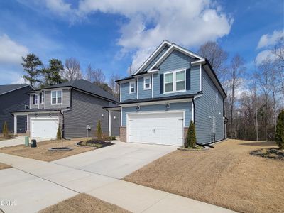 New construction Single-Family house 629 Donnegal Farm Dr, Fuquay Varina, NC 27526 - image