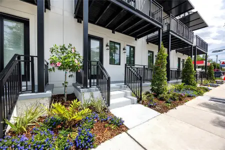 New construction Townhouse house 1308 E Columbus Dr, Unit 2, Tampa, FL 33605 - image