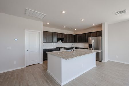 New construction Single-Family house 12470 N 304th Dr, Buckeye, AZ 85396 plan Carlsbad - image 8