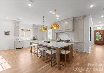 New construction Single-Family house 154 N Canterbury Rd, Charlotte, NC 28211 - image 19