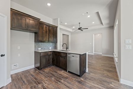 New construction Single-Family house 2106 Briarwood Dr, Bridgeport, TX 76426 plan The Granger - image 7