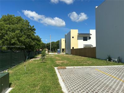 New construction Townhouse house 534 Nw 7Th St, Unit 1, Florida City, FL 33034 null- photo 17 17