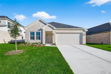 New construction Single-Family house 2115 Spring Hollow Dr, Baytown, TX 77521 - image