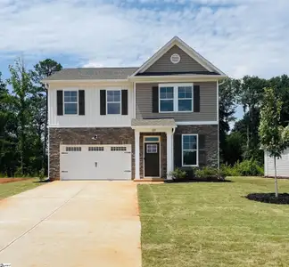New construction Single-Family house 188 Hunter Ridge Dr, Boiling Springs, SC 29316 plan Benton II - image