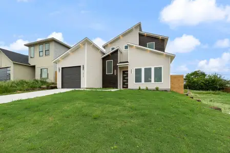 New construction Single-Family house 6038 Plum Dale Rd, Dallas, TX 75241 - image