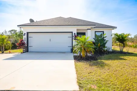 New construction Single-Family house 3121 Vistabrook Dr, Sebring, FL 33875 - image