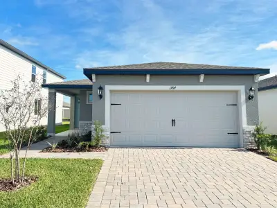 New construction Single-Family house 1764 Brekey Wy, Zephyrhills, FL 33541 plan Acadia - image