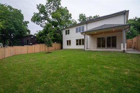 New construction Single-Family house 9621 Larchcrest Dr, Dallas, TX 75238 null- photo 0
