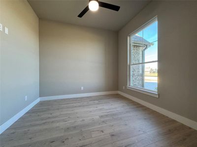 New construction Single-Family house 129 Mikasi, Godley, TX 76044 plan The Edinburg - image 12