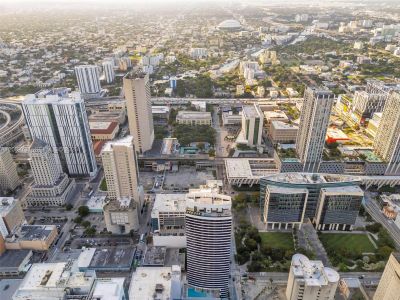 New construction Condo house 225 N Miami Ave, Unit 2002, Miami, FL 33128 - image
