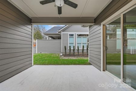 New construction Townhouse house 831B Wynnshire Dr, Hickory, NC 28601 - image 3