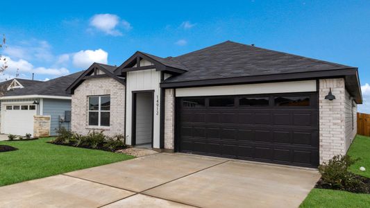 New construction Single-Family house 18016 Purple Top Ln, Manor, TX 78653 plan The Irvine - image