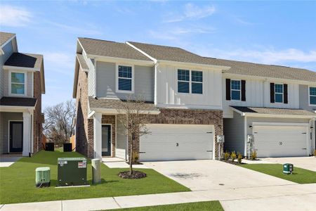 New construction Townhouse house 1321 Lake Alpine Trl, Anna, TX 75409 Glory- photo 1 1