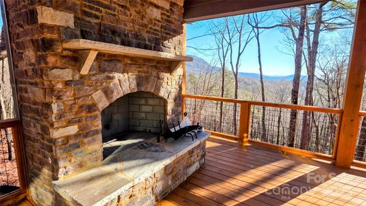 New construction Single-Family house 305 Easy Springs Rd, Sapphire, NC 28774 - image