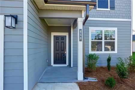 New construction Single-Family house 650 Cayenne Way, Lawrenceville, GA 30045 Greenfield- photo 4 4