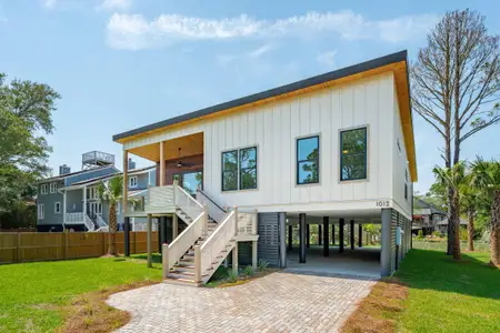 New construction Single-Family house 1012 E Erie Ave, Folly Beach, SC 29439 - image