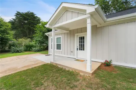 New construction Single-Family house 1307 Cochise Cir, Austell, GA 30168 - image