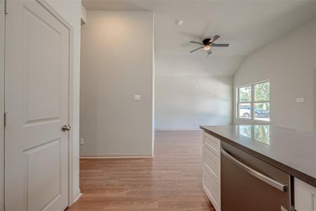 New construction Single-Family house 401 Travis St, Baytown, TX 77520 null- photo 20 20