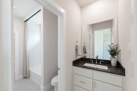 Harvest Green by Tri Pointe Homes in Richmond - image 10