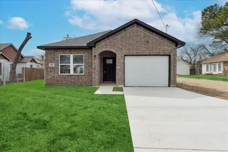 New construction Single-Family house 8422 Danville Dr, Dallas, TX 75217 null- photo 0 0