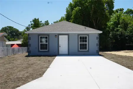 New construction Single-Family house 3434 Ave E, Winter Haven, FL 33880 null- photo 0