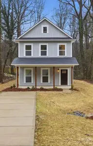 New construction Single-Family house 423 Queens Ct, Gastonia, NC 28052 - image