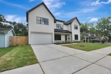 New construction Single-Family house 1946 Pech Rd, Houston, TX 77055 - image
