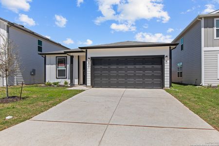 New construction Single-Family house 10232 Band Wagon, Converse, TX 78109 Independence- photo 0