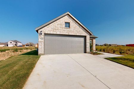 New construction Single-Family house 7512 Spicebush Dr, Ponder, TX 76259 plan Magnolia - 30' Smart Series - image