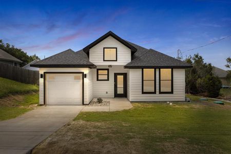 New construction Single-Family house 904 Prts O Call Dr, Granbury, TX 76048 null- photo 0