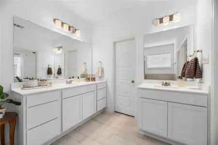 New construction Single-Family house 12231 Carling Straight Dr, Houston, TX 77044 - image 6