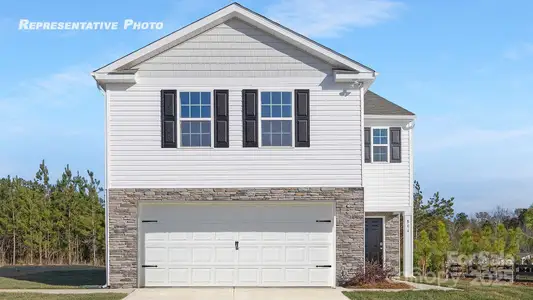 New construction Single-Family house 13117 Bristlehead Wy, Charlotte, NC 28215 plan Elston - image