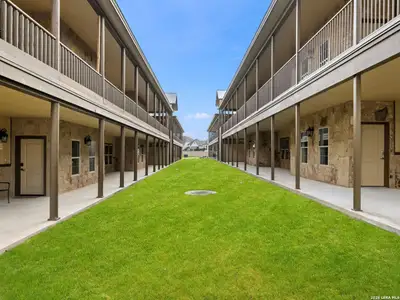 New construction Condo house 1554 Gruene Rd, Unit B-3, New Braunfels, TX 78130 - image