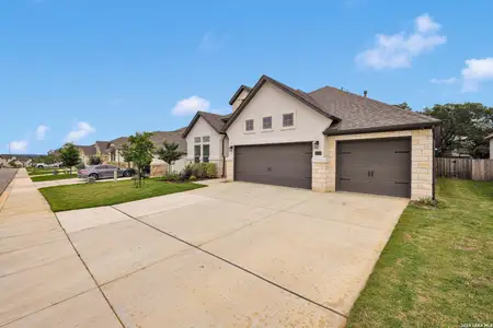 New construction Single-Family house 29338 Cheyenne Rdg, Boerne, TX 78015 - image