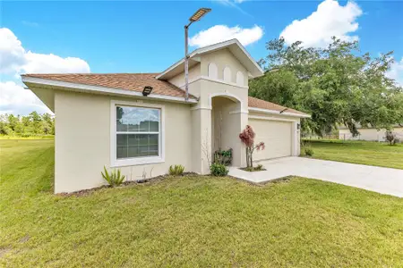 New construction Single-Family house 723 Robin Ct, Poinciana, FL 34759 - image