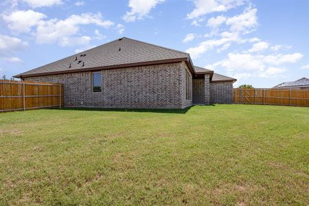 New construction Single-Family house 1035 Beaverbrook Ln, DeSoto, TX 75115 null- photo 6 6