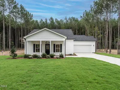 New construction Single-Family house 240 Green Pines Estates Dr, Kenly, NC 27542 - image