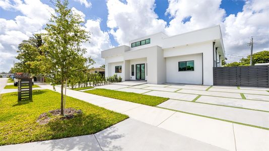 New construction Single-Family house 11450 Sw 59Th Ter, Miami, FL 33173 - image