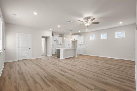 New construction Single-Family house 1222 Elsinore Dr, Arcola, TX 77583 null- photo 4 4