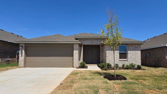 New construction Single-Family house 561 Marsh St, Cleburne, TX 76033 null- photo 1 1