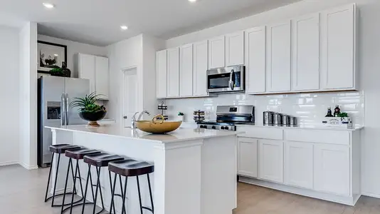 New construction Single-Family house 109 Twilight Breeze Wy, Hutto, TX 78634 plan Hendrix - image