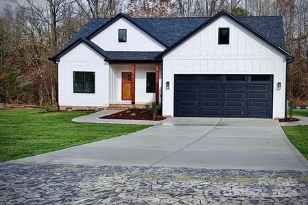 New construction Single-Family house 2644 Polo Lane, Maiden, NC 28650 - photo 0