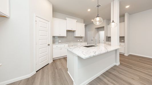 New construction Single-Family house 3048 Mistflower Trl, Brookshire, TX 77423 plan The Kirby - image 8