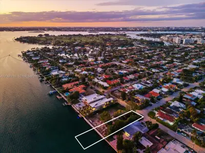 New construction Single-Family house 668 88Th St, Surfside, FL 33154 - image