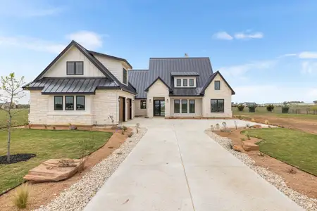 New construction Single-Family house 306 Interlaken St, Fredericksburg, TX 78624 - image