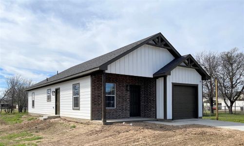 New construction Single-Family house 812 Se 15Th St, Mineral Wells, TX 76067 null- photo 0