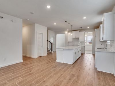 New construction Single-Family house 8310 Amethyst Valley Ln, Angleton, TX 77515 - image 14