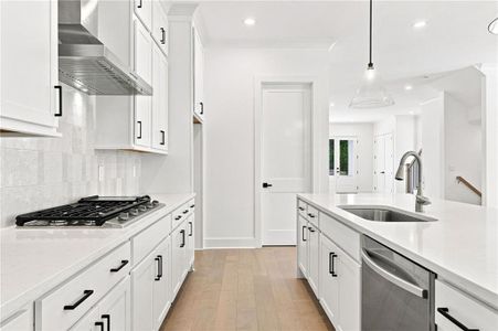 New construction Single-Family house 3040 Kara Ct, Roswell, GA 30076 - image 8